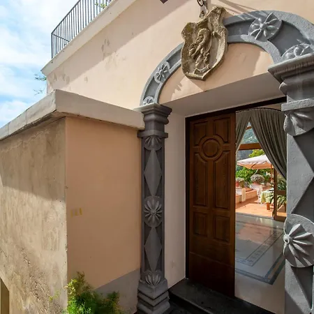 Apartment Joseph Talamo